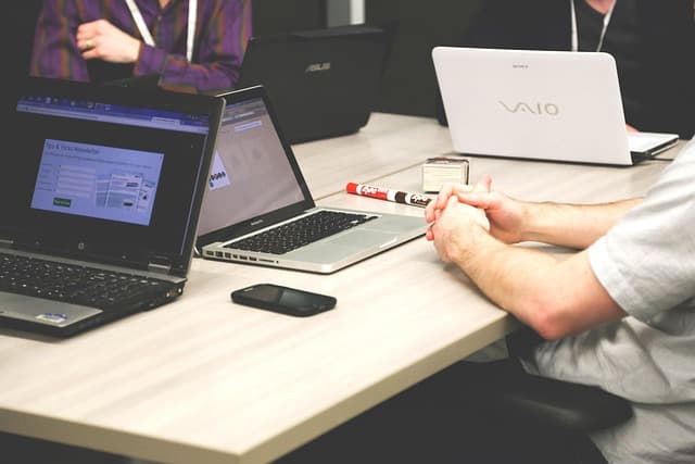 Wie man durch Networking wertvolle Beziehungen aufbaut