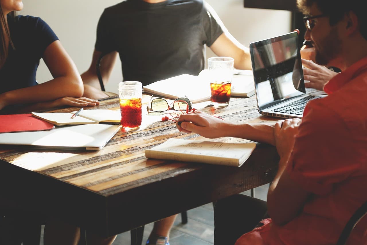 Wie Sie Ihre Kommunikationsfähigkeiten für effektives Networking verbessern